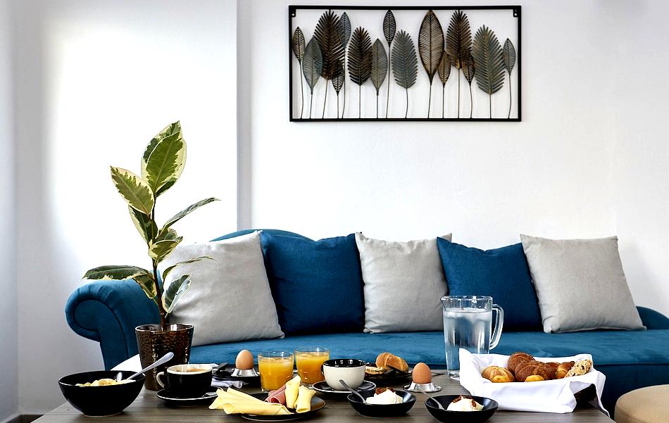 Alyvia Suites